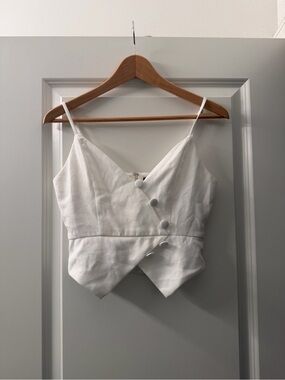 Forever 21 White Button-Front Wrap Hem Crop Cami
